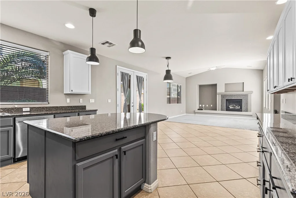 8220 Chimney Bluffs, North Las Vegas, NV 89085