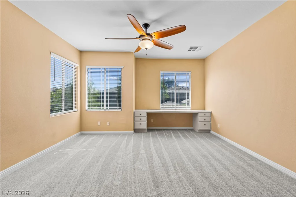 8220 Chimney Bluffs, North Las Vegas, NV 89085