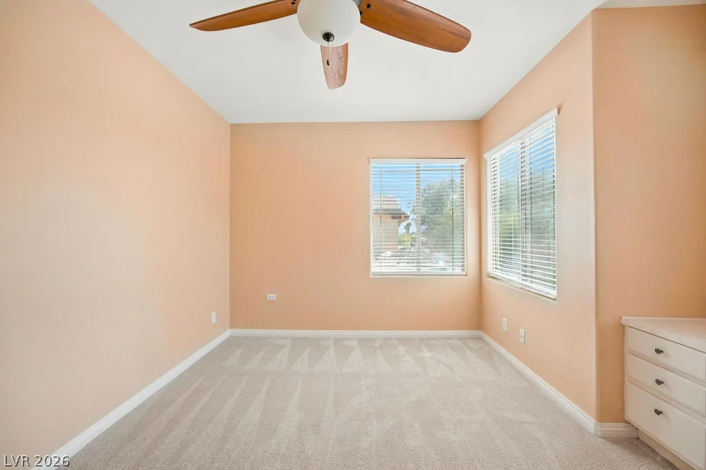 8220 Chimney Bluffs, North Las Vegas, NV 89085