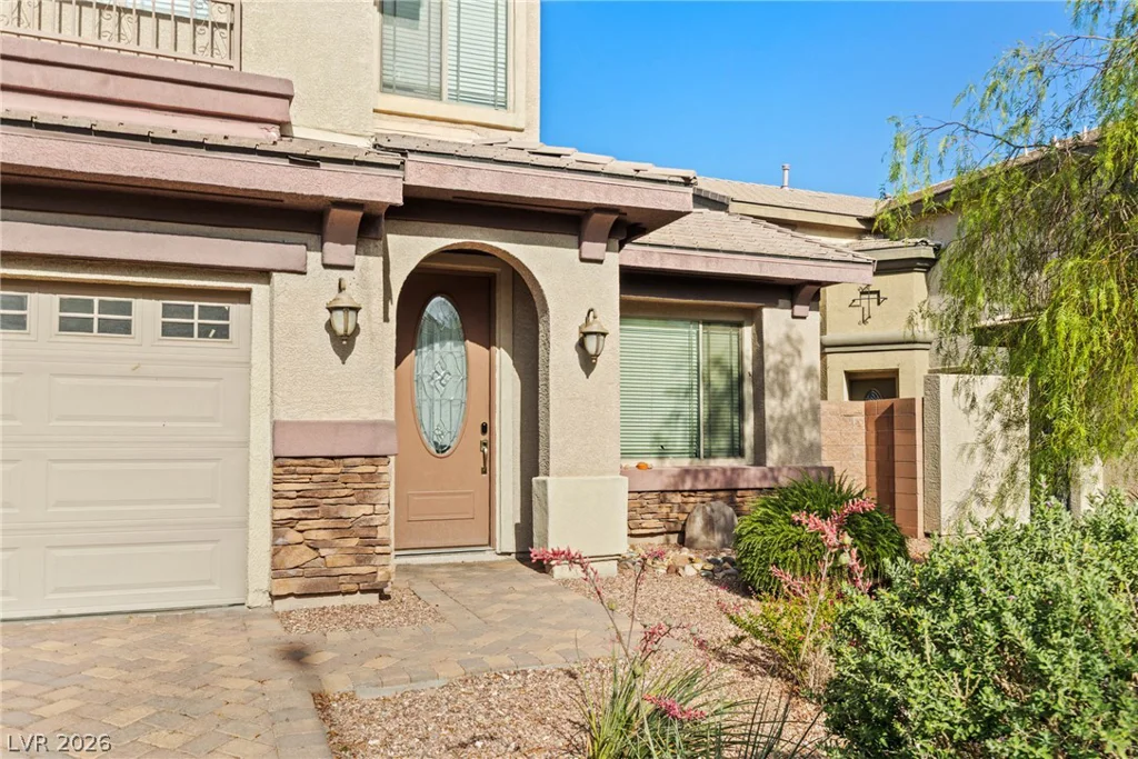 8220 Chimney Bluffs, North Las Vegas, NV 89085