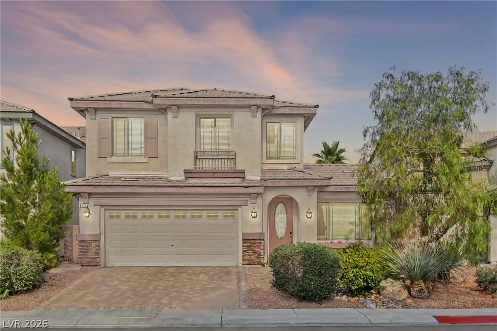 8220 Chimney Bluffs, North Las Vegas, NV 89085