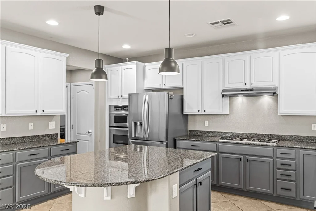 8220 Chimney Bluffs, North Las Vegas, NV 89085