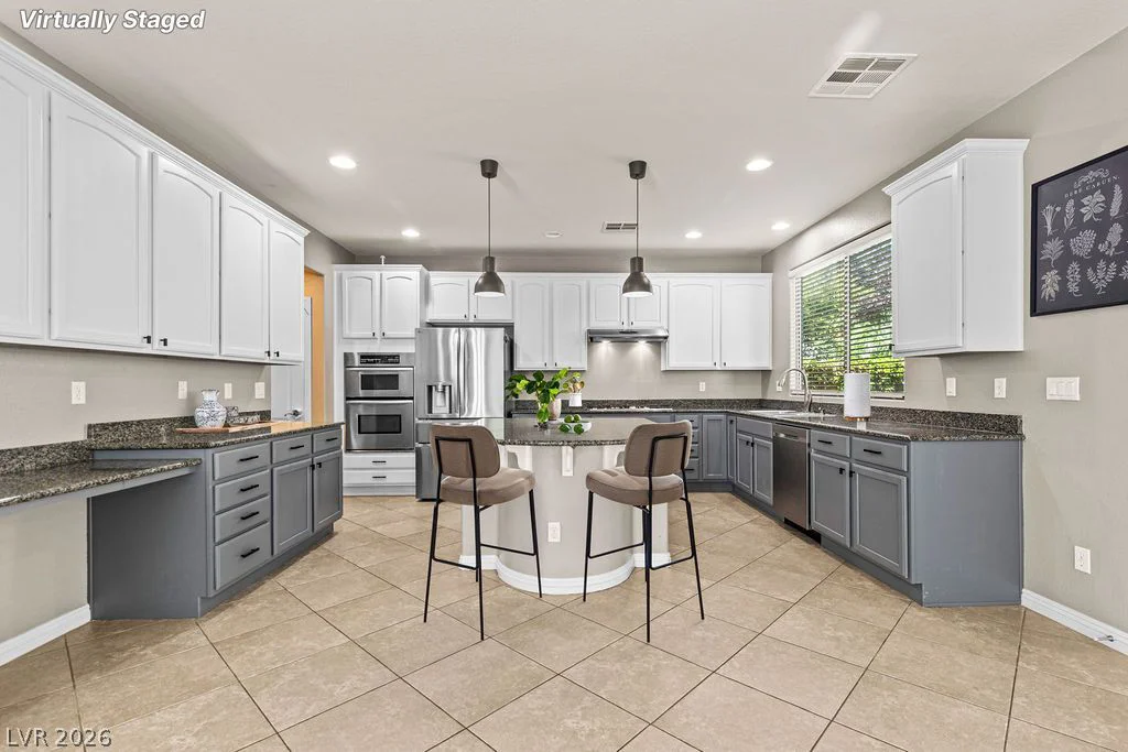 8220 Chimney Bluffs, North Las Vegas, NV 89085