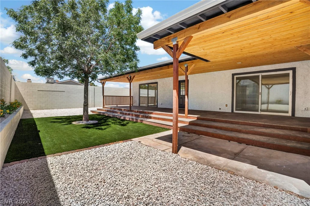 7720 Partridge, Las Vegas, NV 89145