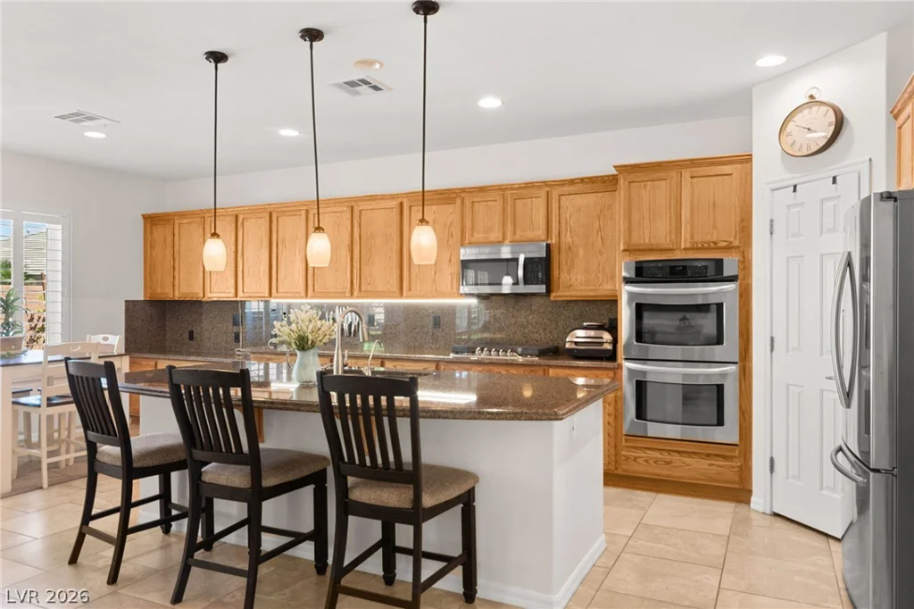 8520 Berkley Hall, Las Vegas, NV 89131