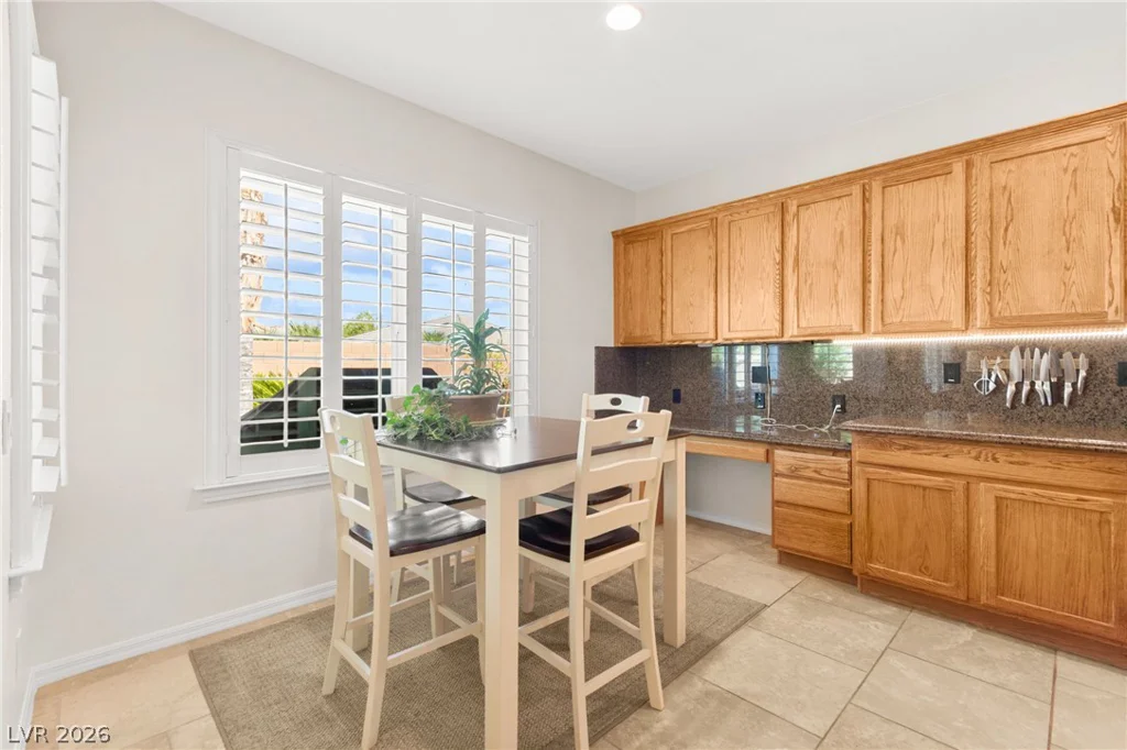 8520 Berkley Hall, Las Vegas, NV 89131