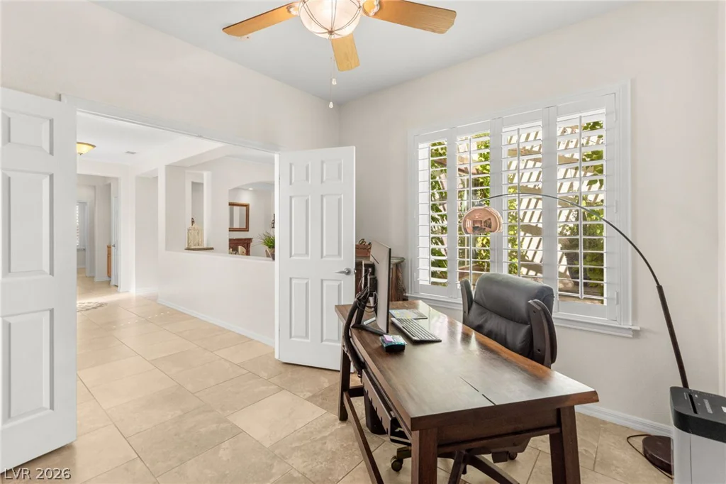 8520 Berkley Hall, Las Vegas, NV 89131