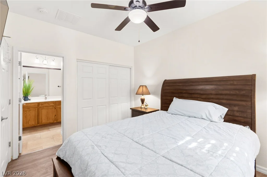 8520 Berkley Hall, Las Vegas, NV 89131
