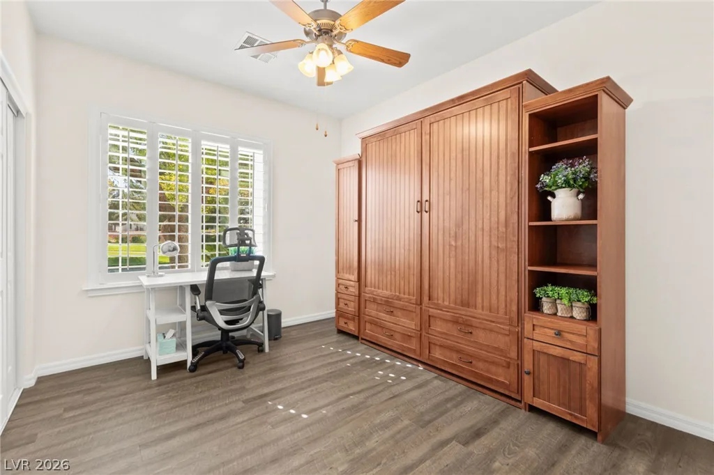8520 Berkley Hall, Las Vegas, NV 89131