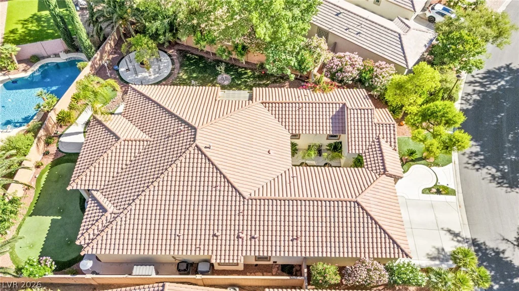 8520 Berkley Hall, Las Vegas, NV 89131