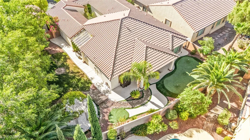 8520 Berkley Hall, Las Vegas, NV 89131