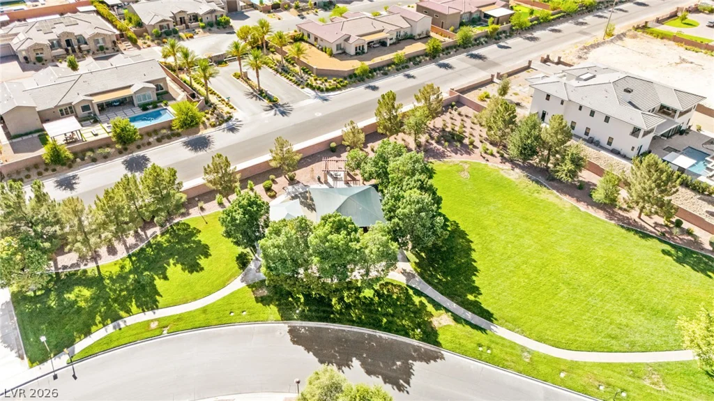 8520 Berkley Hall, Las Vegas, NV 89131