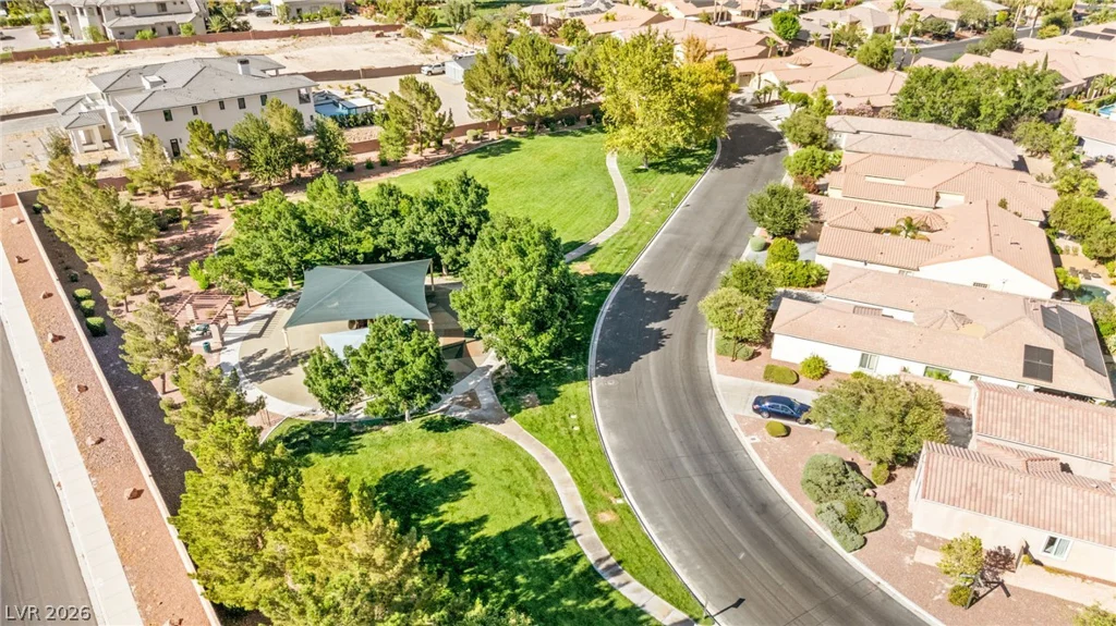 8520 Berkley Hall, Las Vegas, NV 89131