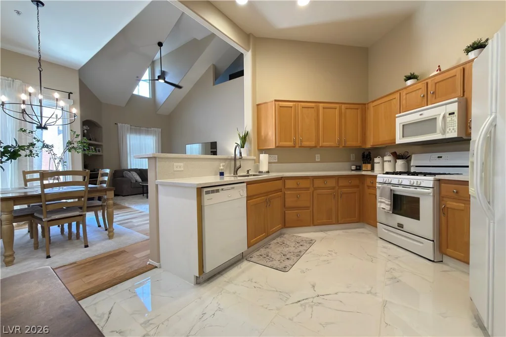 3975 Hualapai, Las Vegas, NV 89129