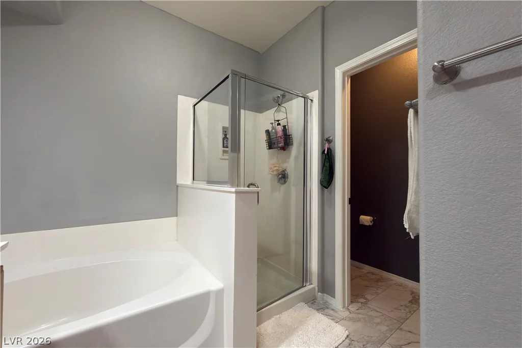 3975 Hualapai, Las Vegas, NV 89129