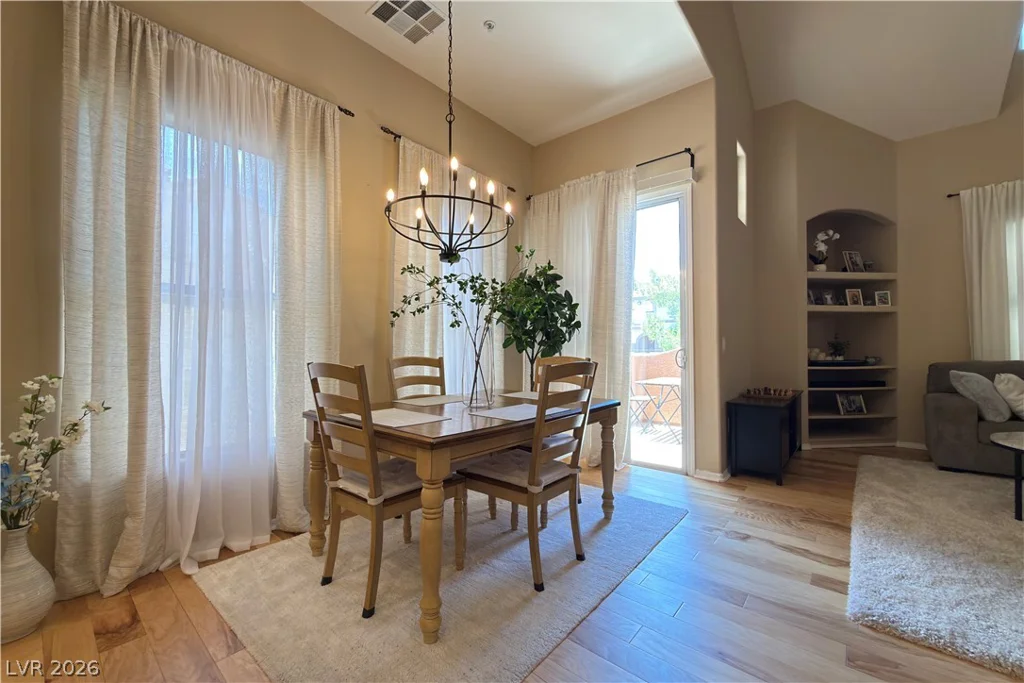 3975 Hualapai, Las Vegas, NV 89129