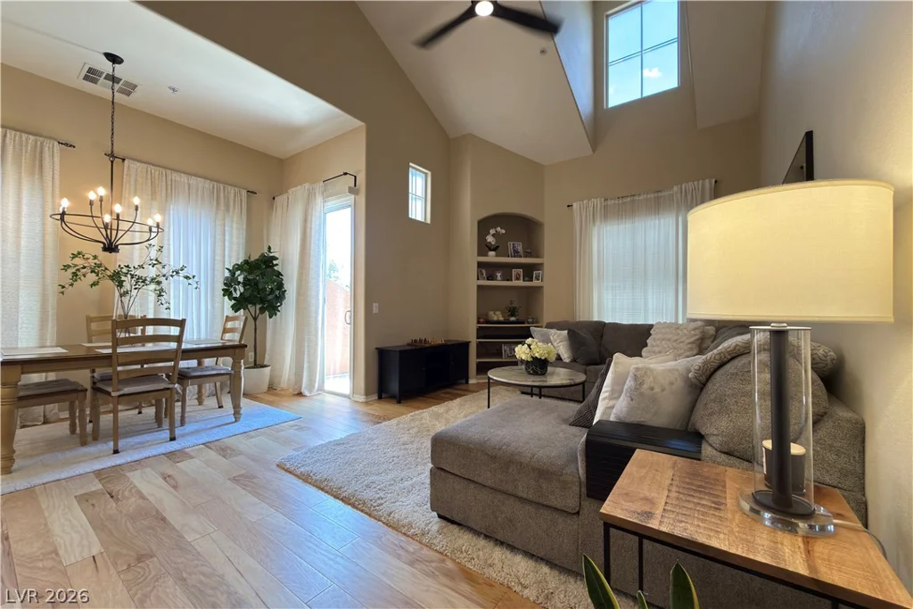 3975 Hualapai, Las Vegas, NV 89129