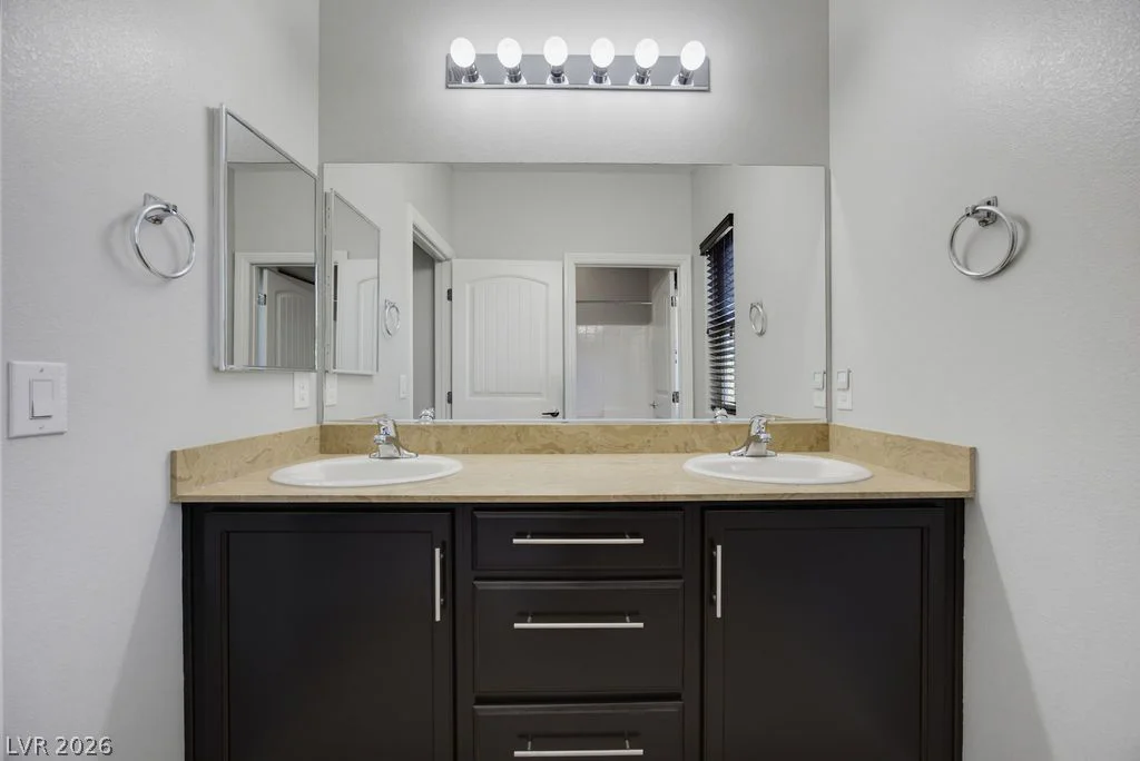 8115 Turquoise Tide, Las Vegas, NV 89166