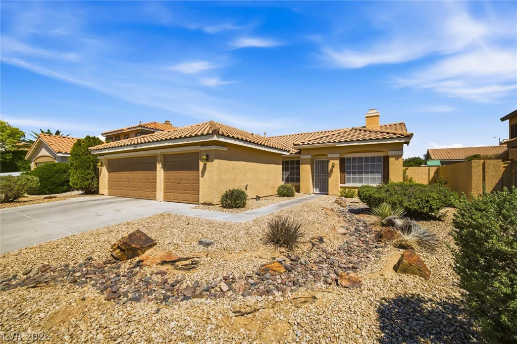 1536 Singing Bird, North Las Vegas, NV 89031