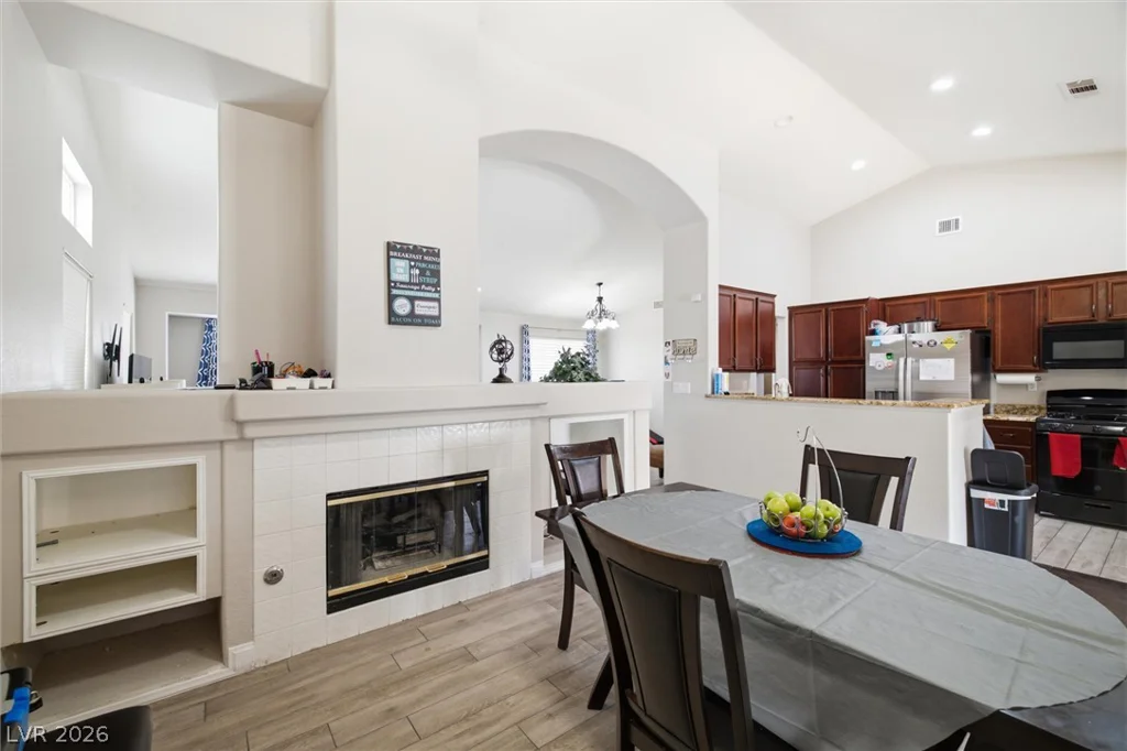 1536 Singing Bird, North Las Vegas, NV 89031
