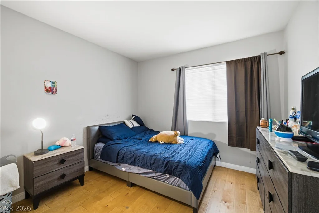 1536 Singing Bird, North Las Vegas, NV 89031