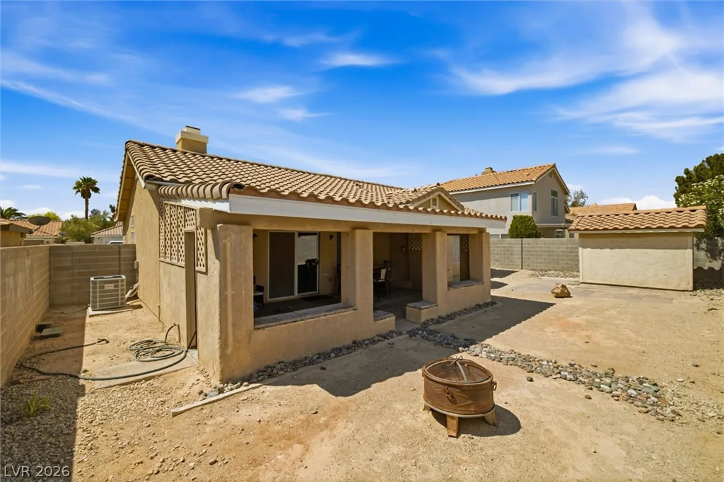 1536 Singing Bird, North Las Vegas, NV 89031