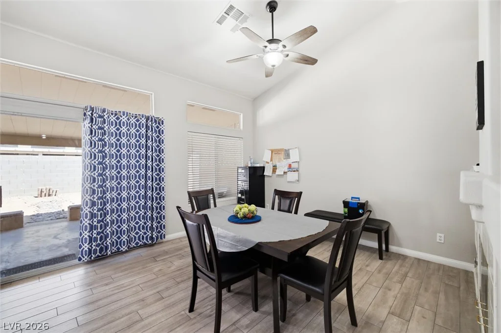 1536 Singing Bird, North Las Vegas, NV 89031