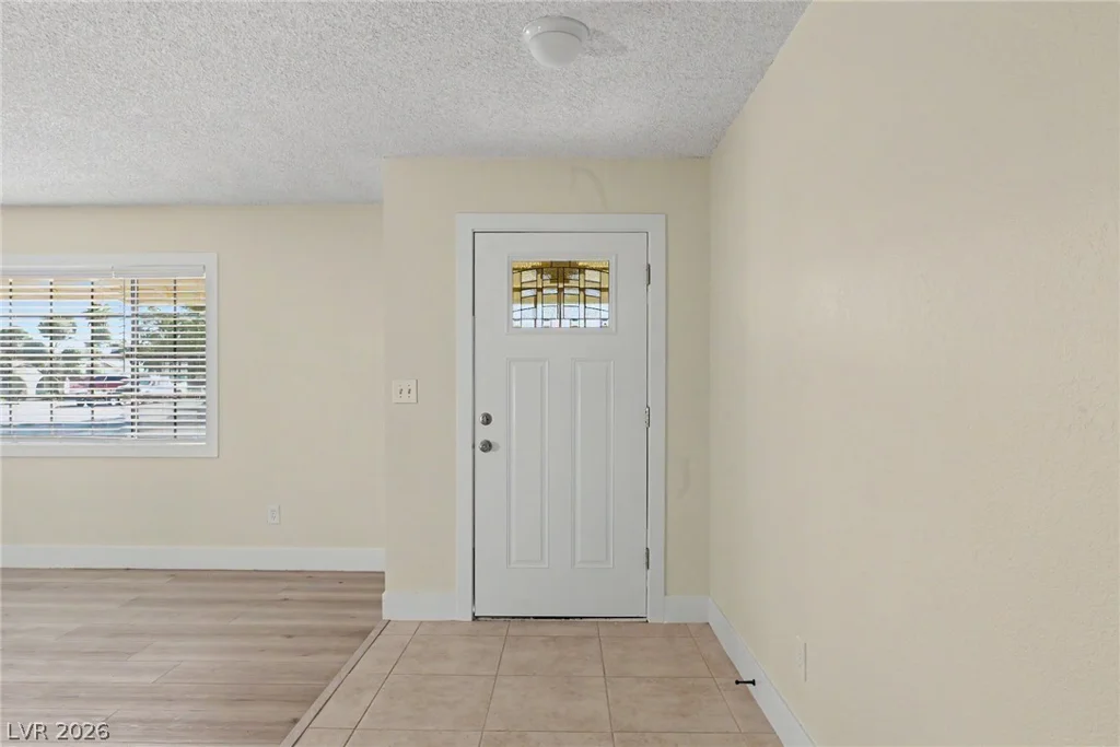 2090 Lucerne, Las Vegas, NV 89104