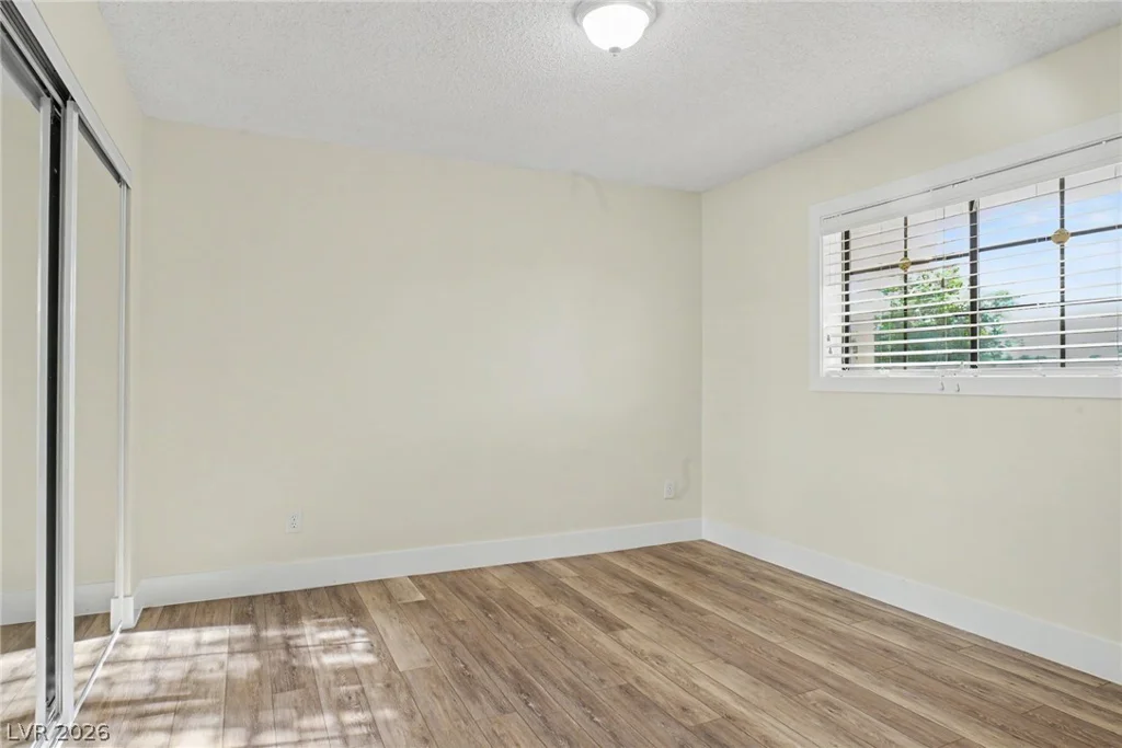 2090 Lucerne, Las Vegas, NV 89104