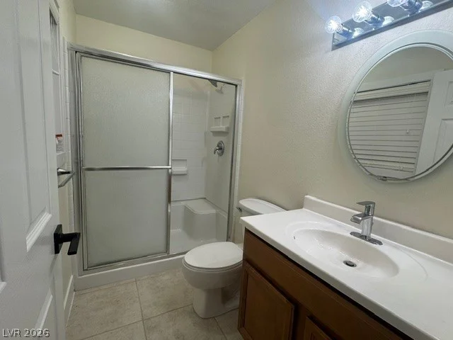 2090 Lucerne, Las Vegas, NV 89104