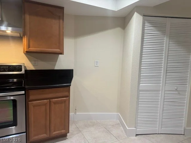 2090 Lucerne, Las Vegas, NV 89104