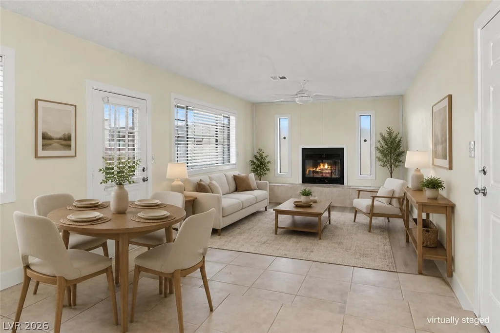 2090 Lucerne, Las Vegas, NV 89104