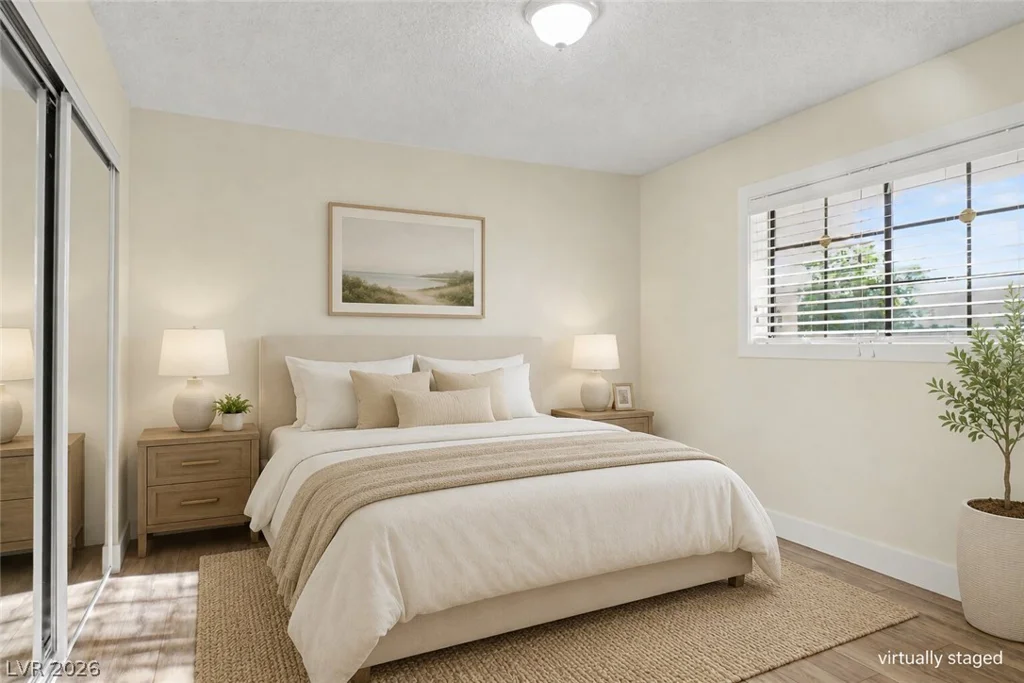 2090 Lucerne, Las Vegas, NV 89104