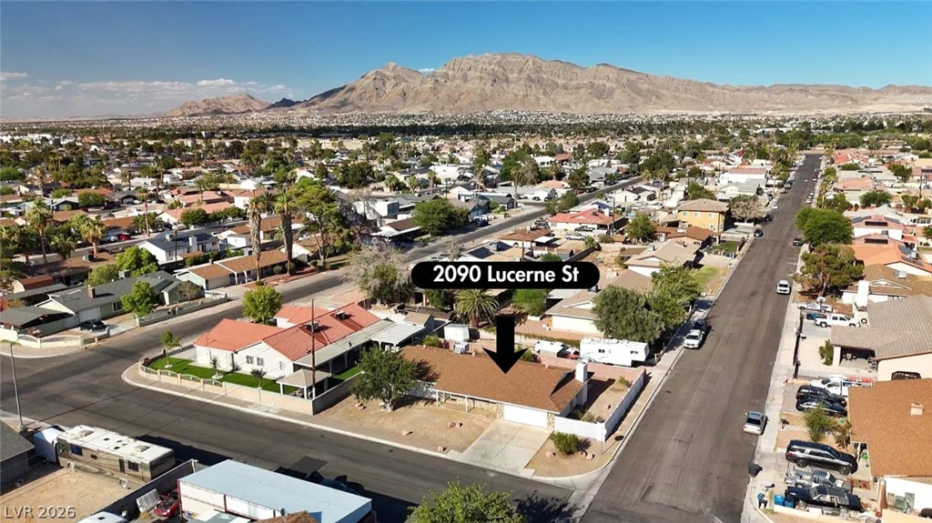 2090 Lucerne, Las Vegas, NV 89104
