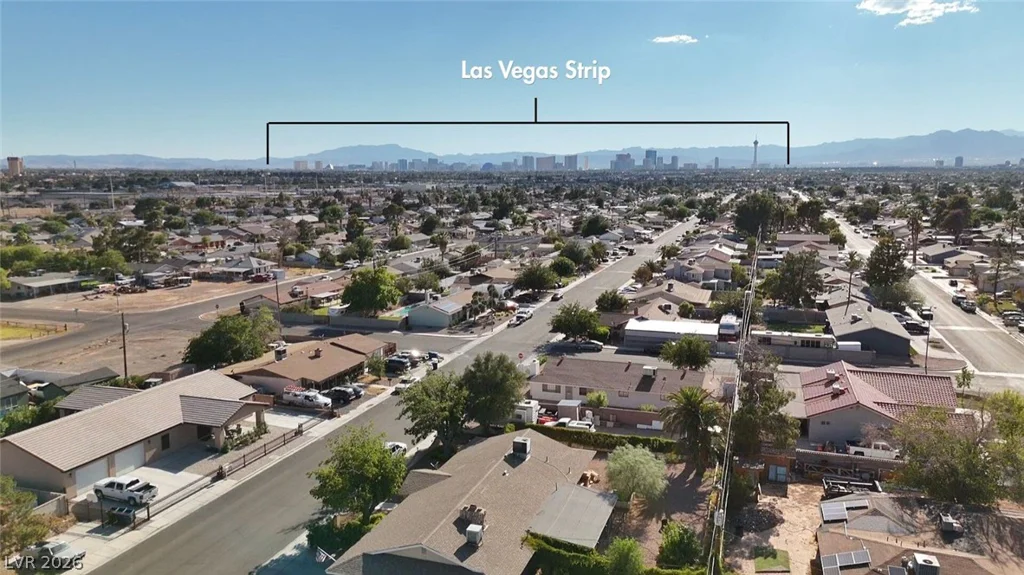 2090 Lucerne, Las Vegas, NV 89104