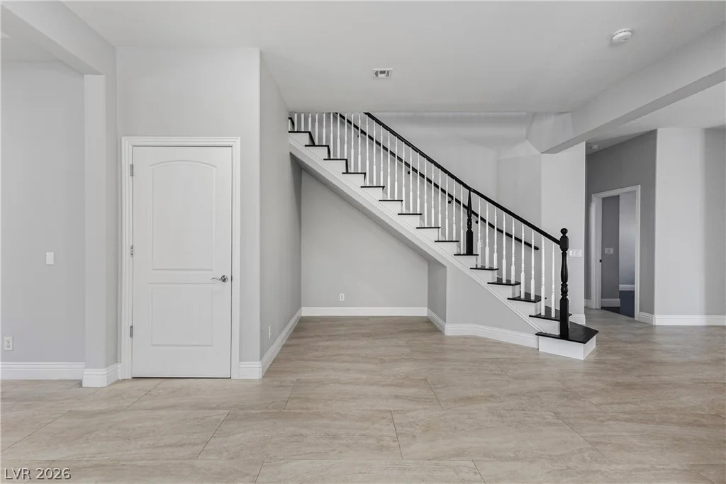 7878 Brianna Cheerful, Las Vegas, NV 89178