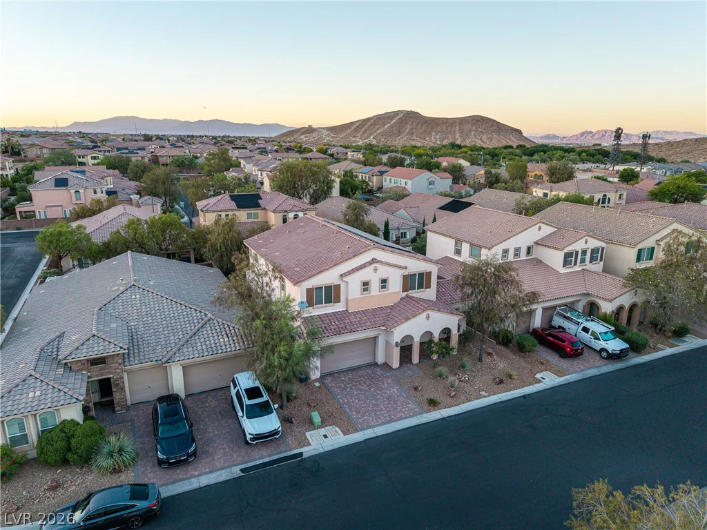 7878 Brianna Cheerful, Las Vegas, NV 89178
