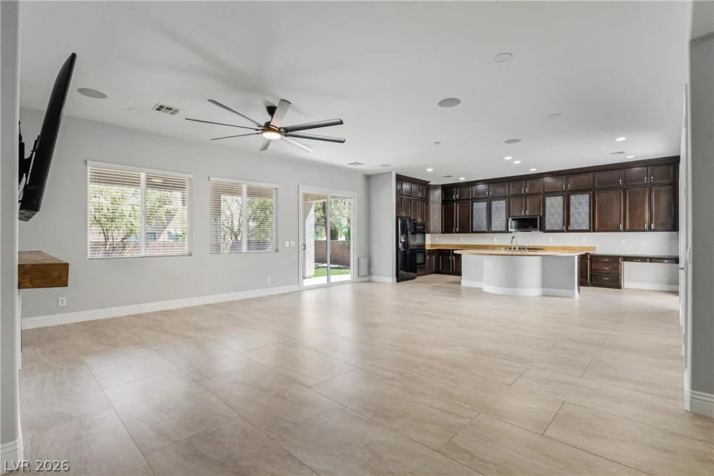 7878 Brianna Cheerful, Las Vegas, NV 89178