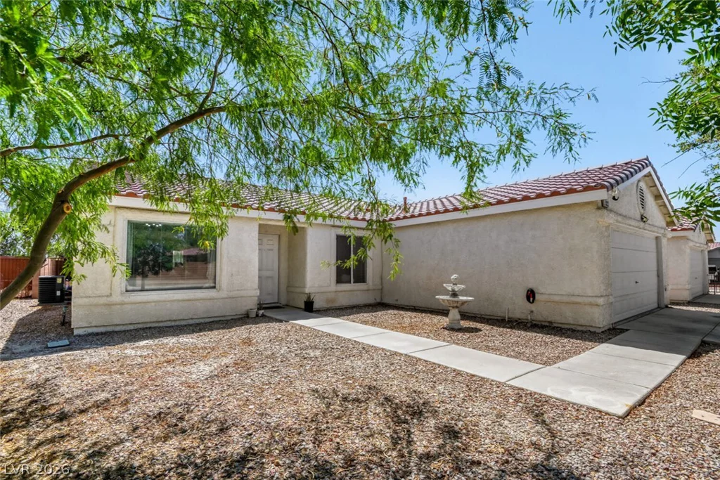 5222 Jungle Orchard, North Las Vegas, NV 89031