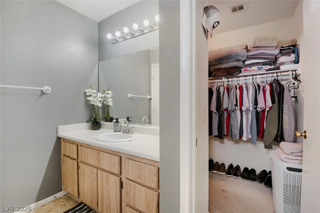 5222 Jungle Orchard, North Las Vegas, NV 89031