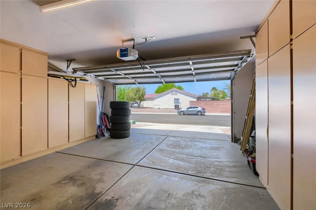 5222 Jungle Orchard, North Las Vegas, NV 89031