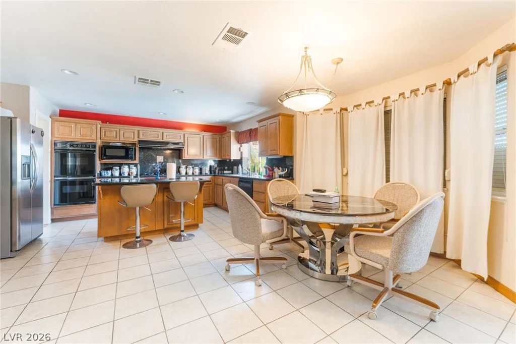 2000 White Falls, Las Vegas, NV 89128