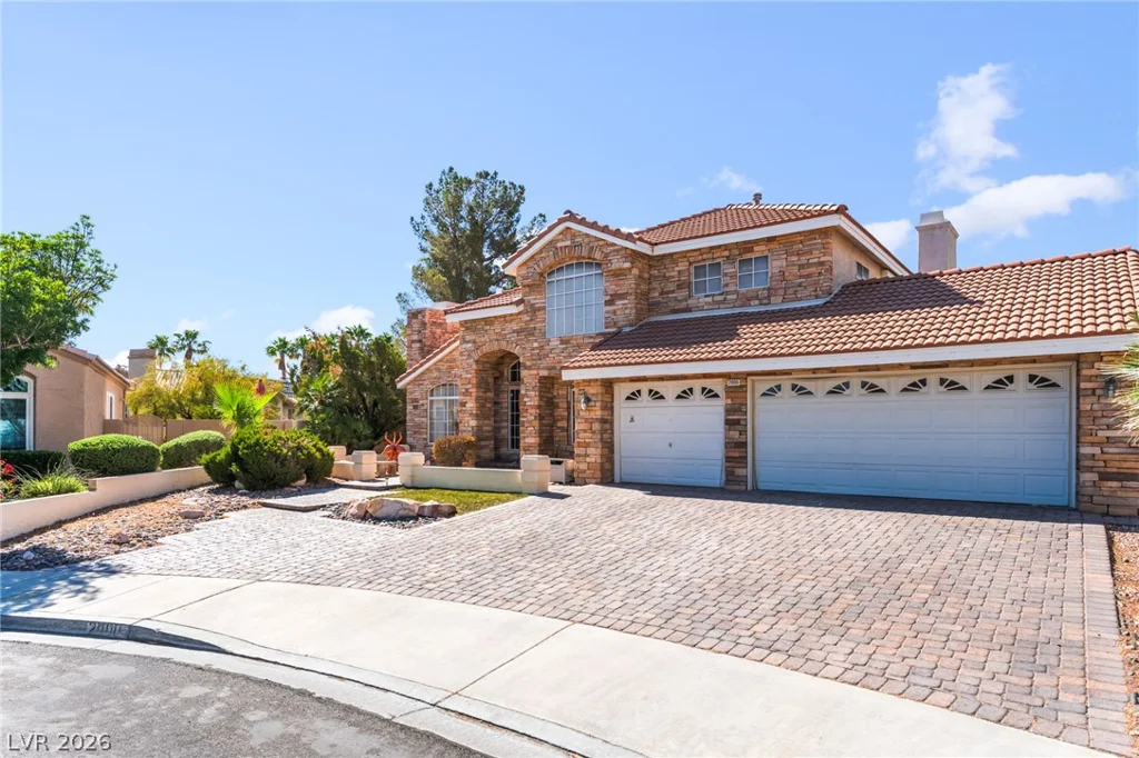 2000 White Falls, Las Vegas, NV 89128