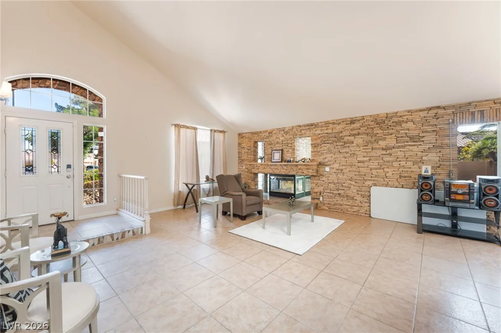 2000 White Falls, Las Vegas, NV 89128