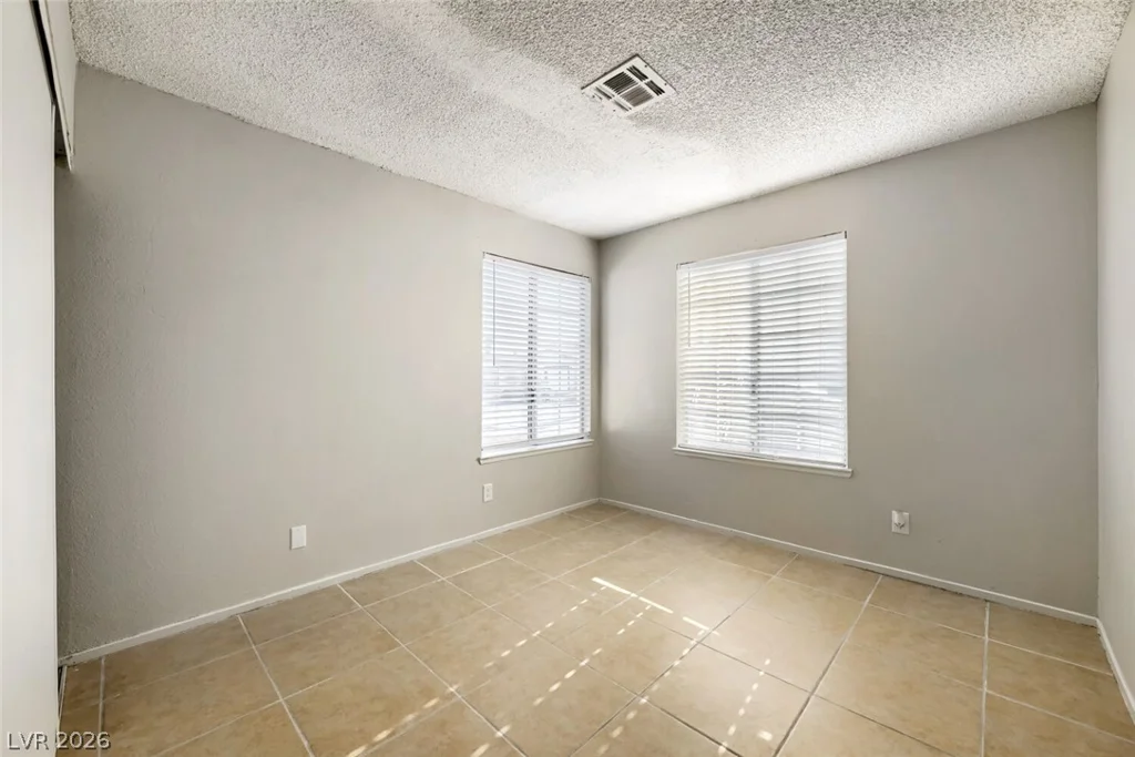 2247 Sierra Sunrise, Las Vegas, NV 89156