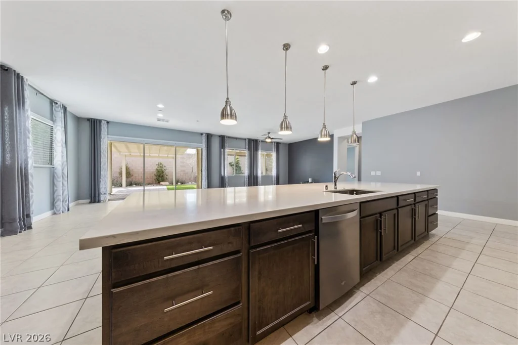 349 Bronze Creek, Las Vegas, NV 89148