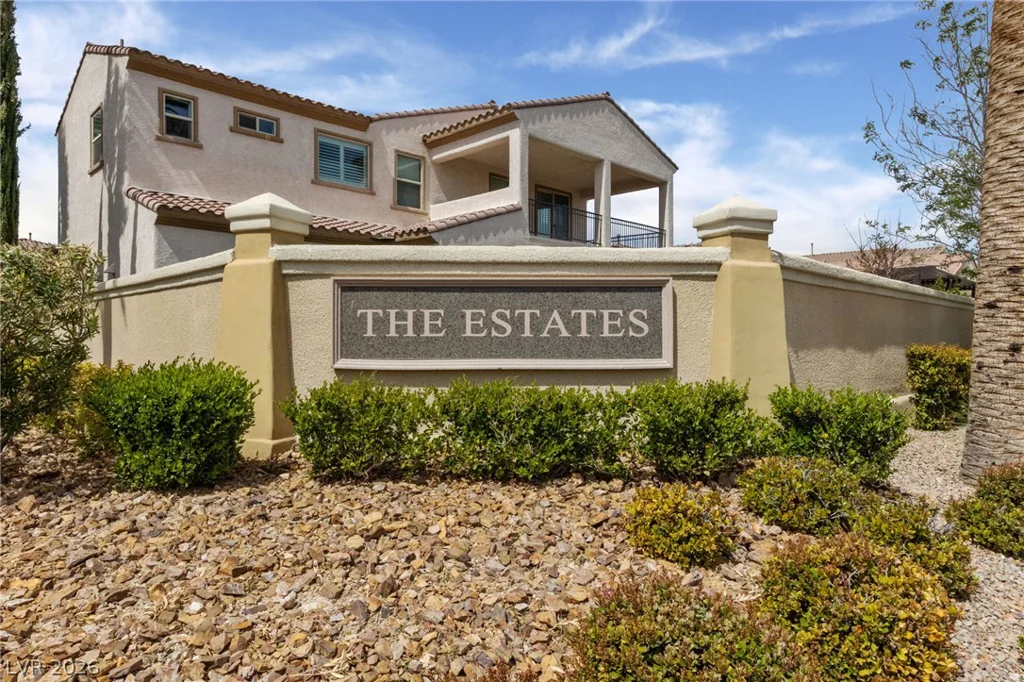349 Bronze Creek, Las Vegas, NV 89148