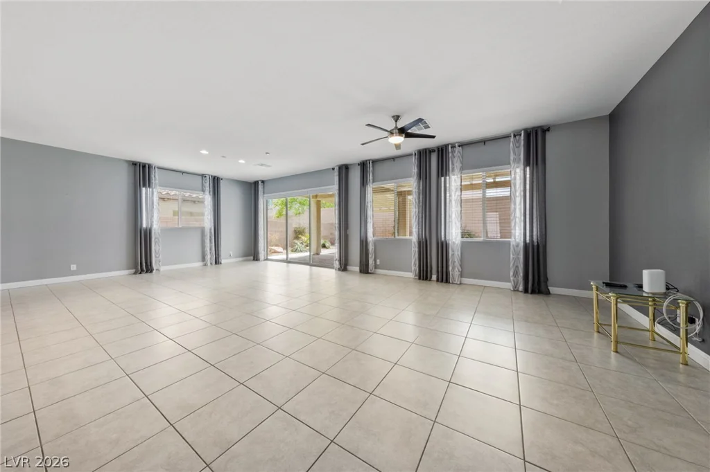 349 Bronze Creek, Las Vegas, NV 89148