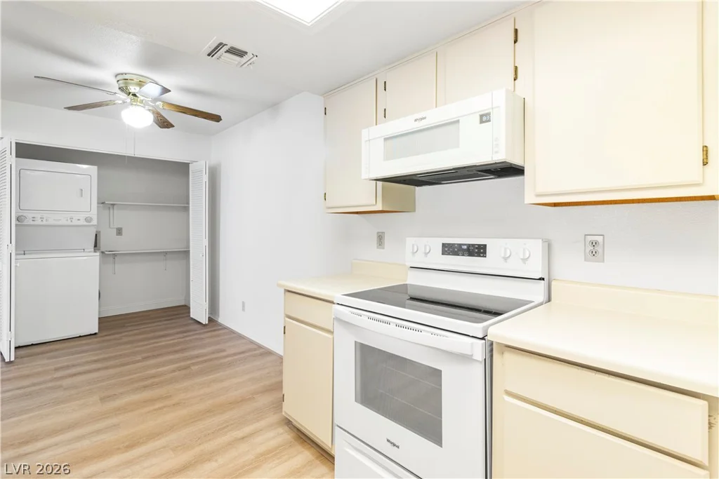 3550 Bay Sands, Laughlin, NV 89029