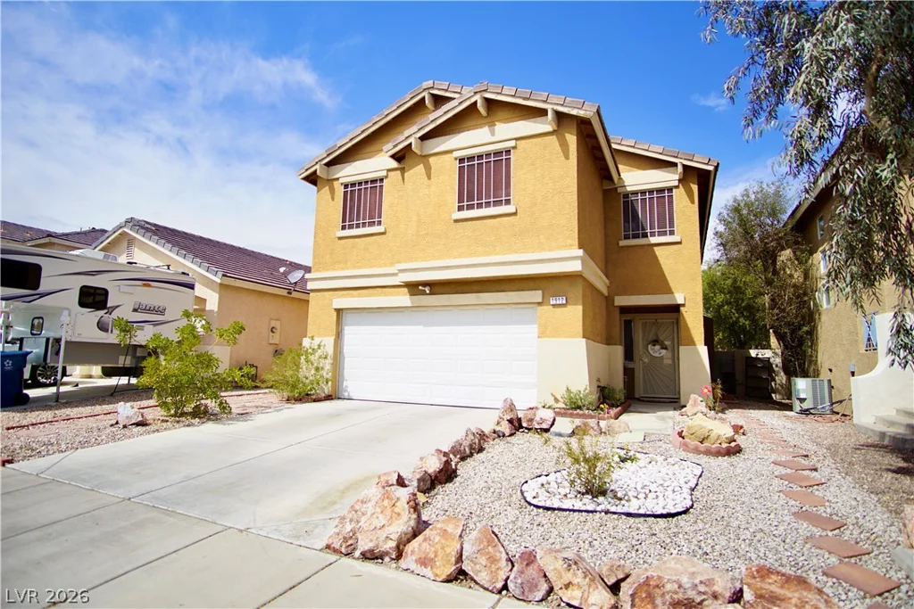 1912 Pyle, Las Vegas, NV 89183